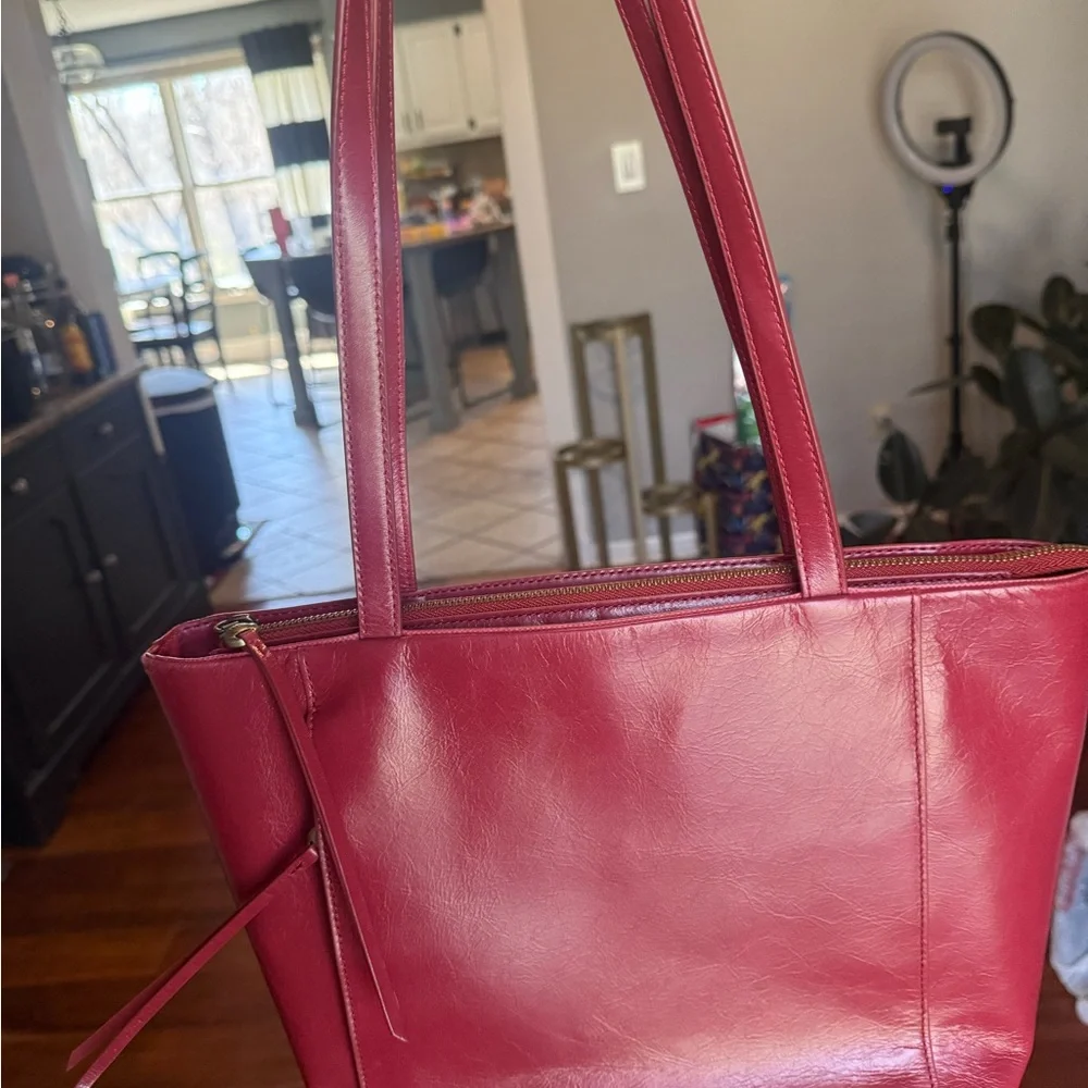 Hobo Cranberry Trapezoid Shoulder Bag w/Zipper Accent Gold Hardware Inner Pocket